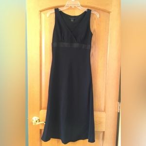 The Limited black sleeveless dress sz 4